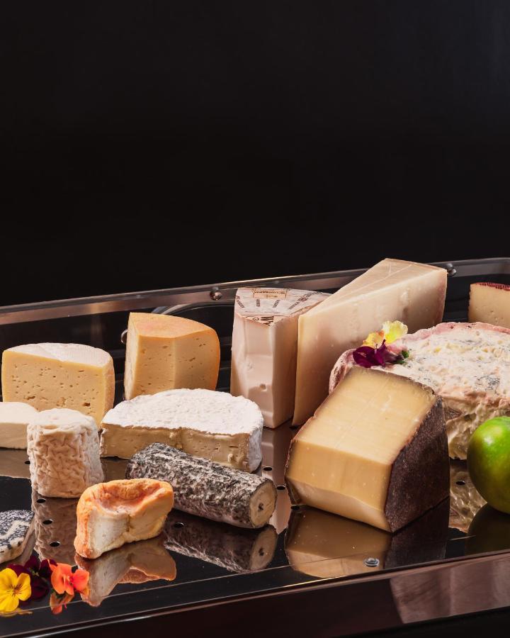 Hotel Bischofhof - Bistro Jasmin كيوزا المظهر الخارجي الصورة