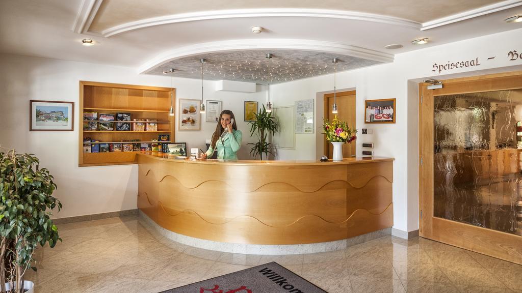 Hotel Bischofhof - Bistro Jasmin كيوزا المظهر الخارجي الصورة
