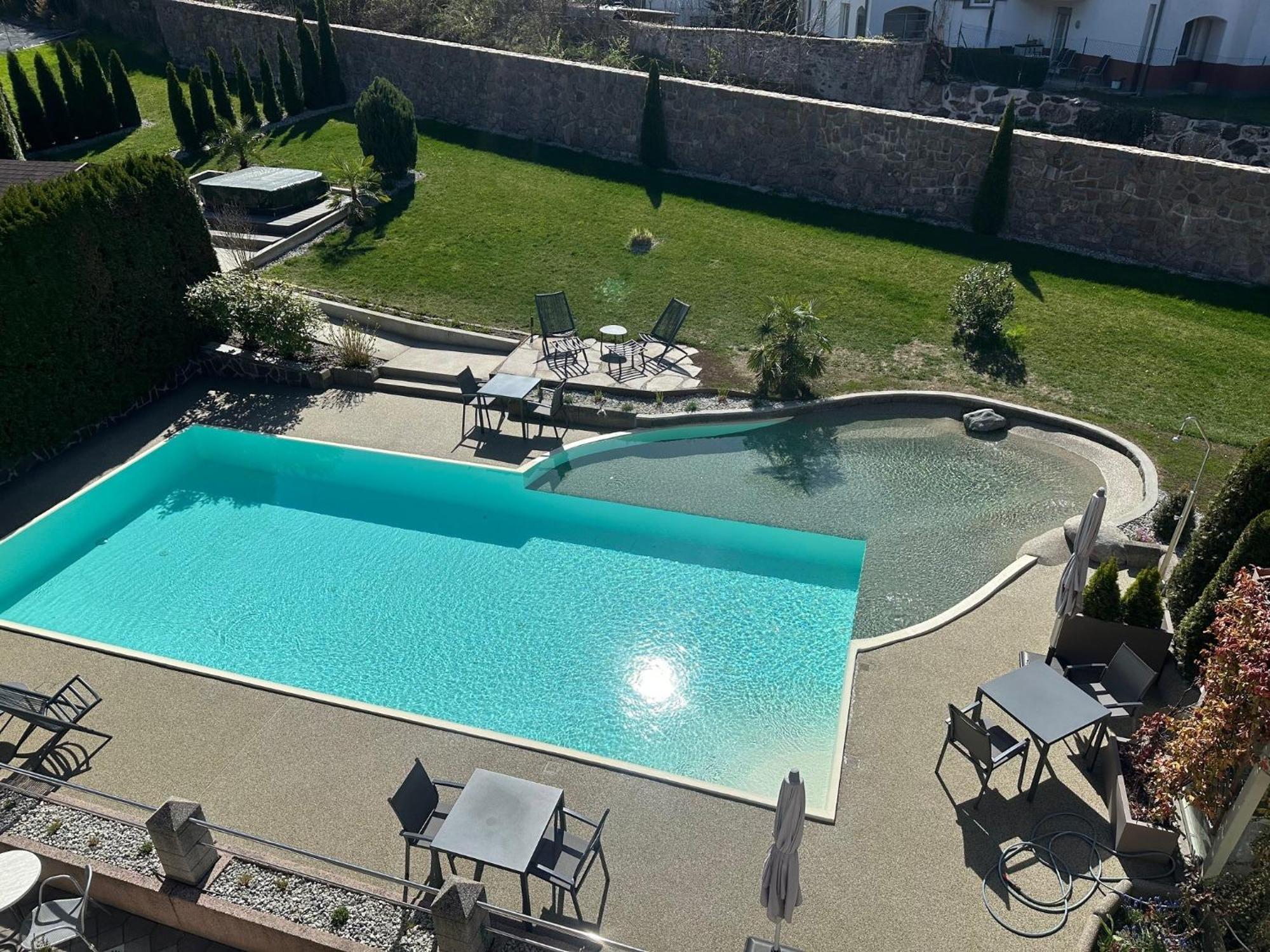 Hotel Bischofhof - Bistro Jasmin كيوزا المظهر الخارجي الصورة